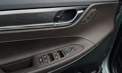 Hyundai Grandeur 2018, 66014 км, за 10749.19 USD - фото 16