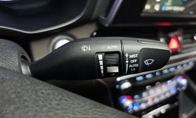 Hyundai Grandeur 2018, 66014 км, за 10749.19 USD - фото 30