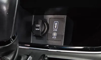 Hyundai Grandeur 2018, 66014 км, за 10749.19 USD - фото 32