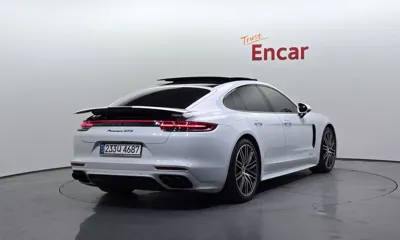 Porsche Panamera 2020, 73431 км, за 60325.59 USD