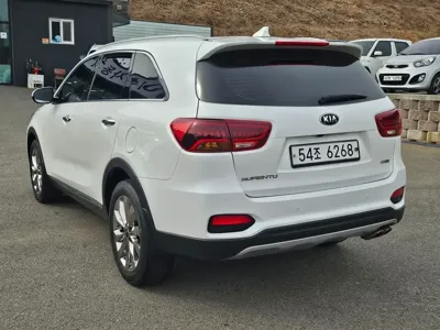 Kia Sorento 2018, 121057 км, за 11514.45 USD