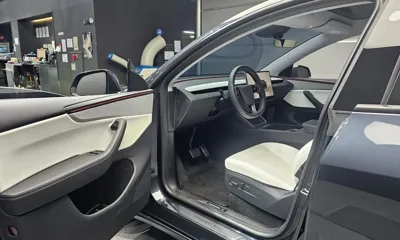 Tesla Model Y 2025, 8887 км, за 52514.11 USD - фото 10