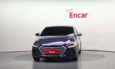 Hyundai Avante 2017, 124684 км, за 5135.54 USD