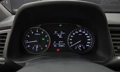 Hyundai Avante 2017, 124684 км, за 5135.54 USD - фото 8
