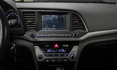 Hyundai Avante 2017, 124684 км, за 5135.54 USD - фото 18