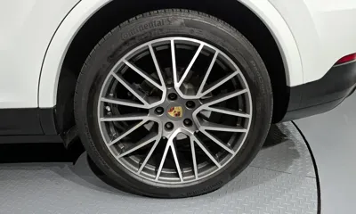 Porsche Cayenne 2020, 54410 км, за 53240.57 USD - фото 21