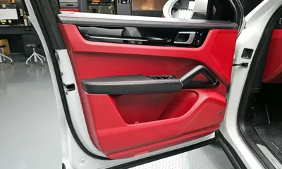Porsche Cayenne 2020, 54410 км, за 53240.57 USD - фото 24