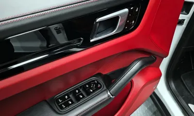 Porsche Cayenne 2020, 54410 км, за 53240.57 USD - фото 31