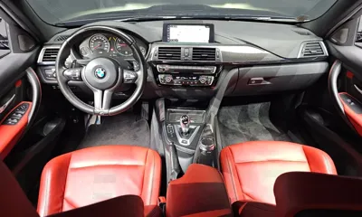 BMW M3 2018, 69636 км, за 42667.72 USD - фото 7