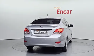 Hyundai Accent 2011, 117433 км, за 2730.29 USD - фото 4