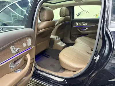 Mercedes-Benz E-Class 2022, 40000 км, за 33539.43 USD - фото 7