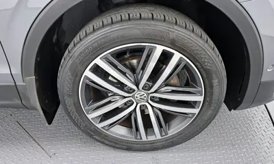 Volkswagen Tiguan 2018, 81565 км, за 15130.49 USD