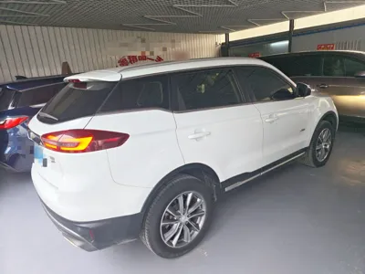 Geely Emgrand X7 Sport 2018, 163100 км, за 6438 USD - фото 5