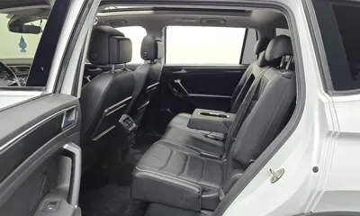 Volkswagen Tiguan 2020, 81899 км, за 17109.04 USD - фото 12