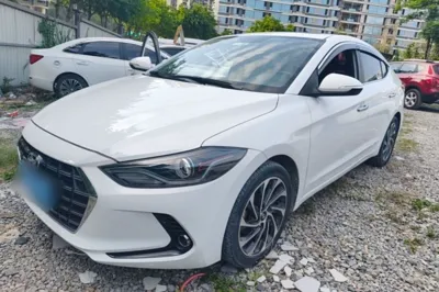 Hyundai Elantra (6th Generation · 2019 год