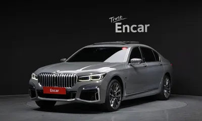 BMW 7-Series · 2022 год