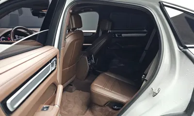 Porsche Cayenne 2023, 47702 км, за 66158.89 USD - фото 11