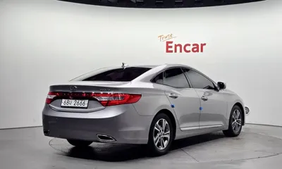 Hyundai Grandeur 2013, 86221 км, за 3957.71 USD