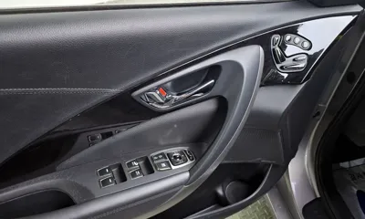 Hyundai Grandeur 2013, 86221 км, за 3957.71 USD - фото 13