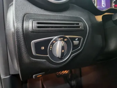 Mercedes-Benz C-Class 2020, 151218 км, за 11093.61 USD - фото 19