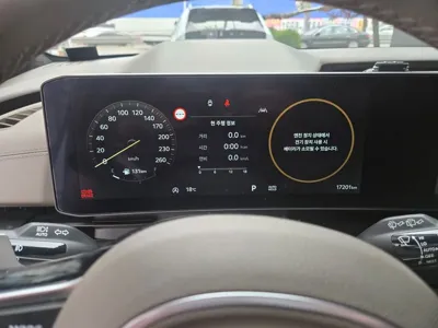 Kia Canival 2024, 18000 км, за 39087.97 USD - фото 8