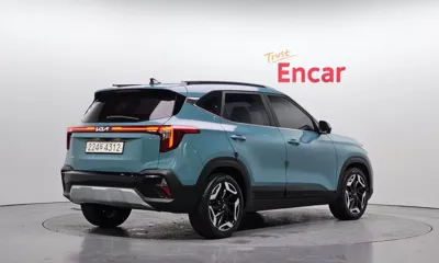 Kia Seltos 2023, 41701 км, за 24810.04 USD