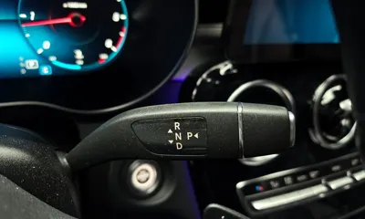 Mercedes-Benz GLC-Class 2020, 56350 км, за 24484.71 USD - фото 9
