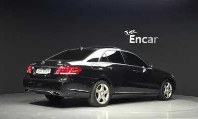 Mercedes-Benz E-Class 2014, 154755 км, за 6117.27 USD