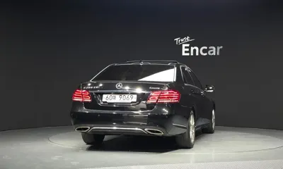 Mercedes-Benz E-Class 2014, 154755 км, за 6117.27 USD