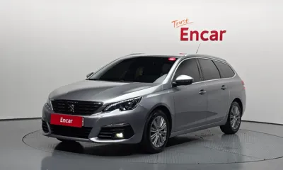 Peugeot 308 · 2018 год