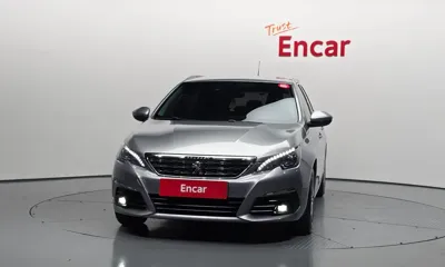 Peugeot 308 2018, 66548 км, за 6892.48 USD