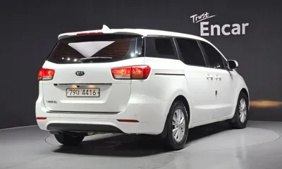 Kia Canival 2016, 224425 км, за 3900.5 USD