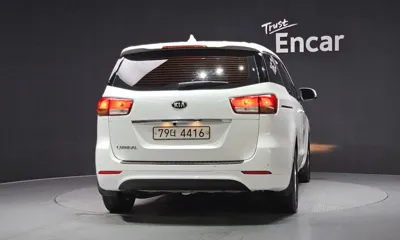 Kia Canival 2016, 224425 км, за 3900.5 USD