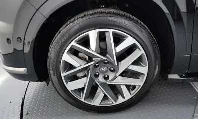 Hyundai Santafe 2023, 28036 км, за 19094.81 USD