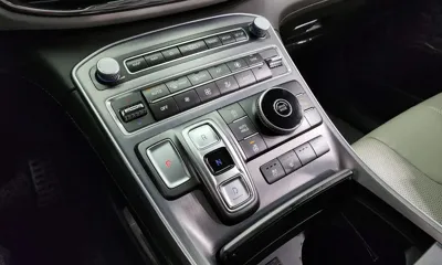 Hyundai Santafe 2023, 28036 км, за 19094.81 USD - фото 9
