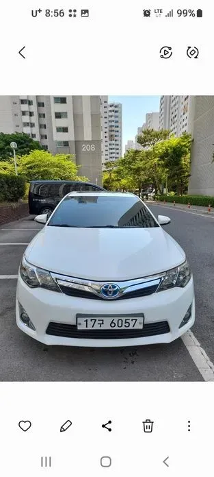 Toyota Camry · 2012 год