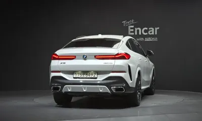 BMW X6 2025, 5188 км, за 78956.05 USD