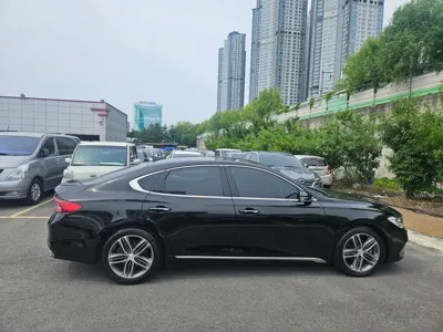 Hyundai Grandeur 2017, 64713 км, за 9641.7 USD - фото 7