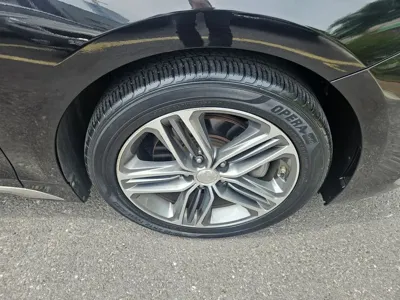 Hyundai Grandeur 2017, 64713 км, за 9641.7 USD - фото 9