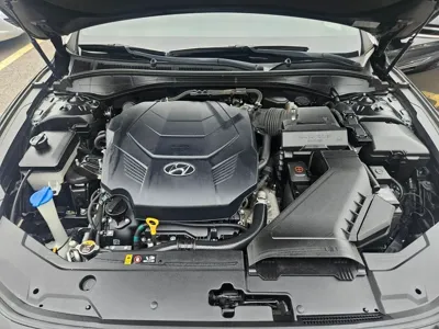 Hyundai Grandeur 2017, 64713 км, за 9641.7 USD - фото 18