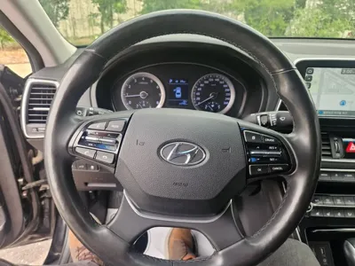 Hyundai Grandeur 2017, 64713 км, за 9641.7 USD - фото 20