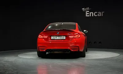 BMW M4 2019, 98327 км, за 32720.81 USD