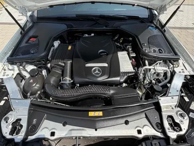 Mercedes-Benz E-Class 2021, 64000 км, за 23893.92 USD - фото 6