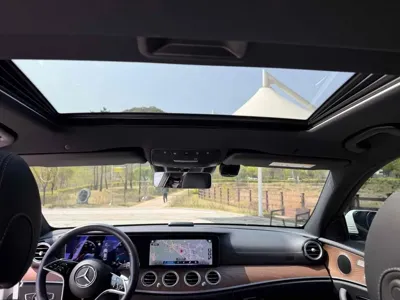 Mercedes-Benz E-Class 2021, 64000 км, за 23893.92 USD - фото 17