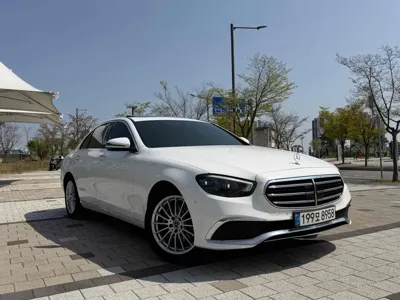 Mercedes-Benz E-Class 2021, 64000 км, за 23893.92 USD - фото 20
