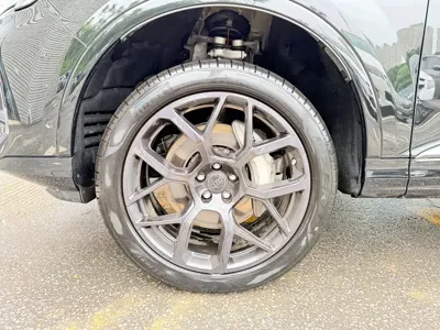 Audi Q7 2025, 1700 км, за 79162.68 USD