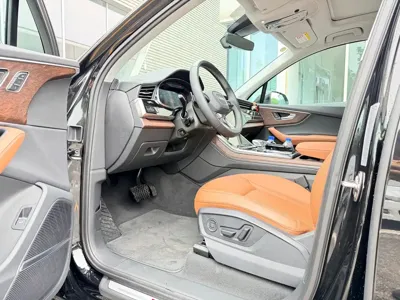 Audi Q7 2025, 1700 км, за 79386.82 USD - фото 7