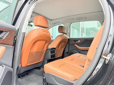 Audi Q7 2025, 1700 км, за 79386.82 USD - фото 9