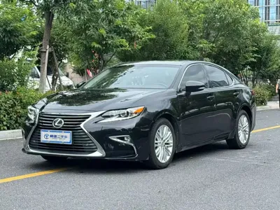 Lexus ES · 2016 год