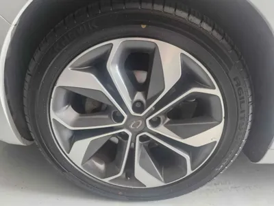 Renault-KoreaSamsung SM6